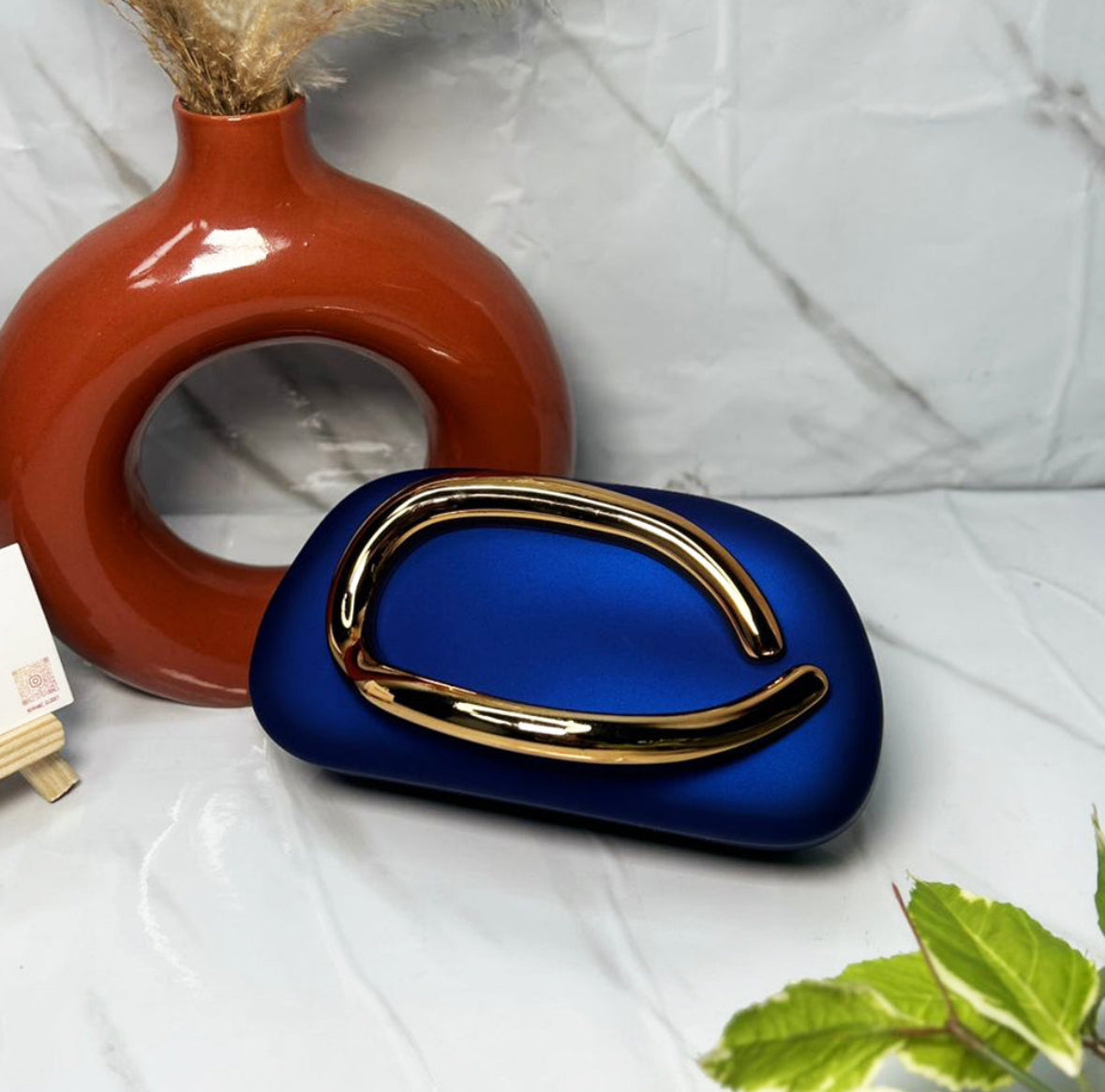 Designer Sculpted Handle C Clutch With Sling