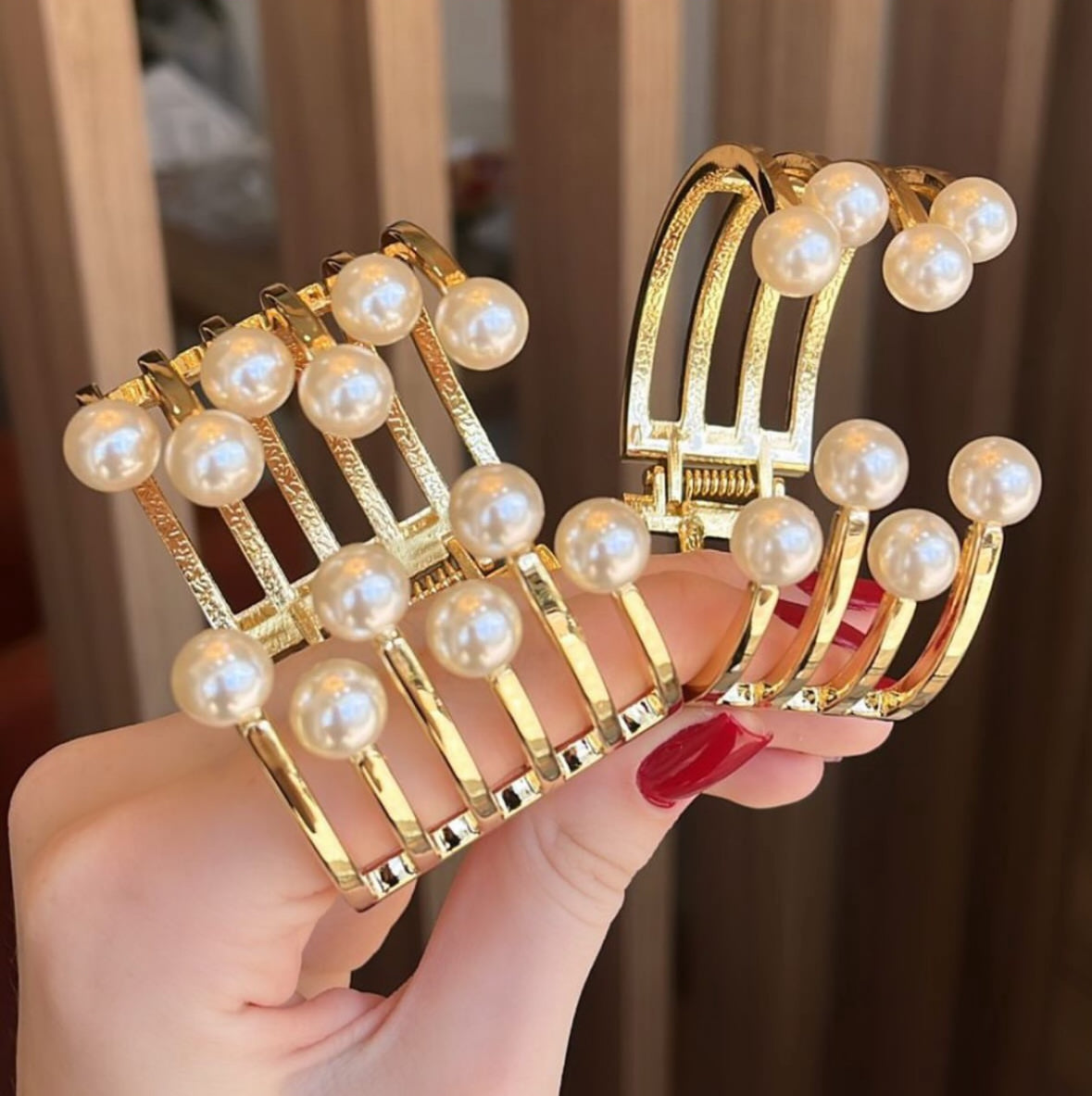 Anti-Tarnish 18K Gold Plated Pearl Hand Cuff Bracelet