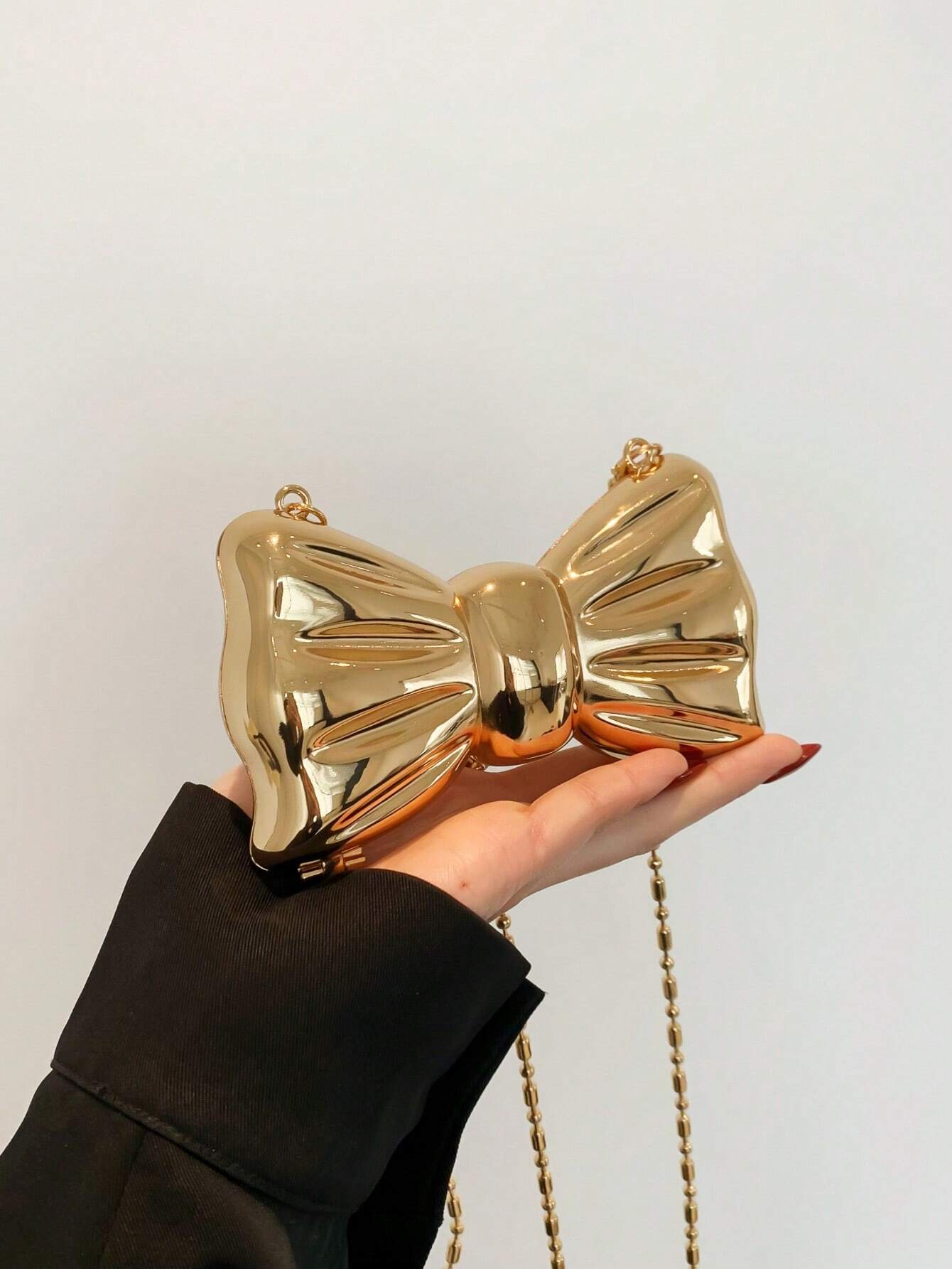 Designer Partywear Gold Zinc Alloy Metal BowKnot Mini Clutch Bag