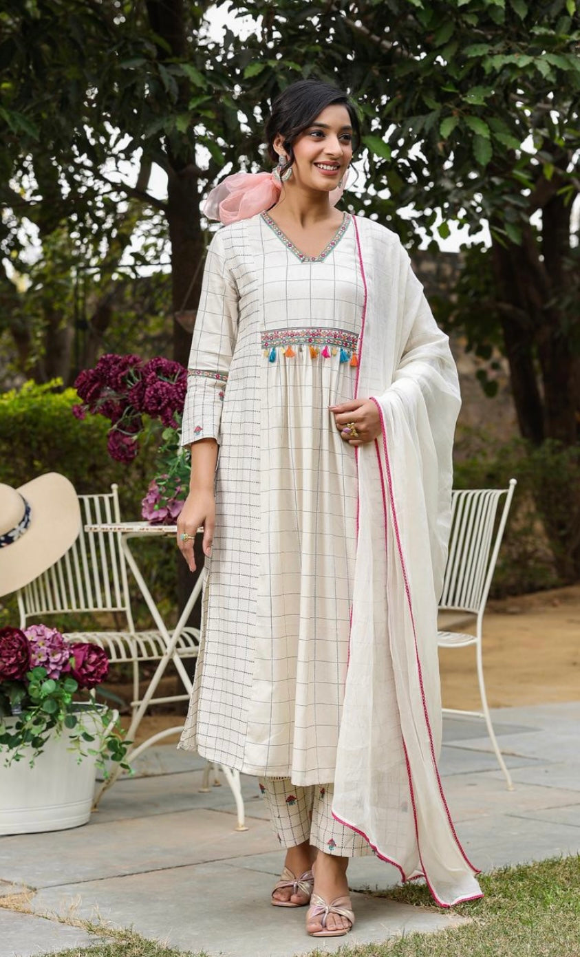 Off White Embroidered Cotton Kurta Pant Set