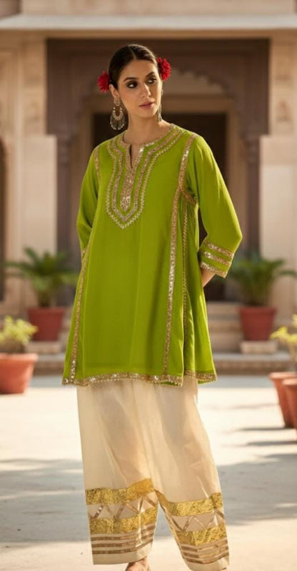 Kareena Kapoor Inspired Chanderi Silk Designer Partywear Kurta With Salwar With Gota Work
