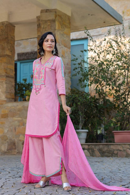 Pink Embroidered Cotton Suit With Complimentary Purse
