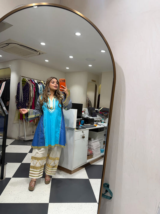 Kareena Kapoor Inspired Cotton Muslin Designer Partywear Kurta With Salwar With Gota Work