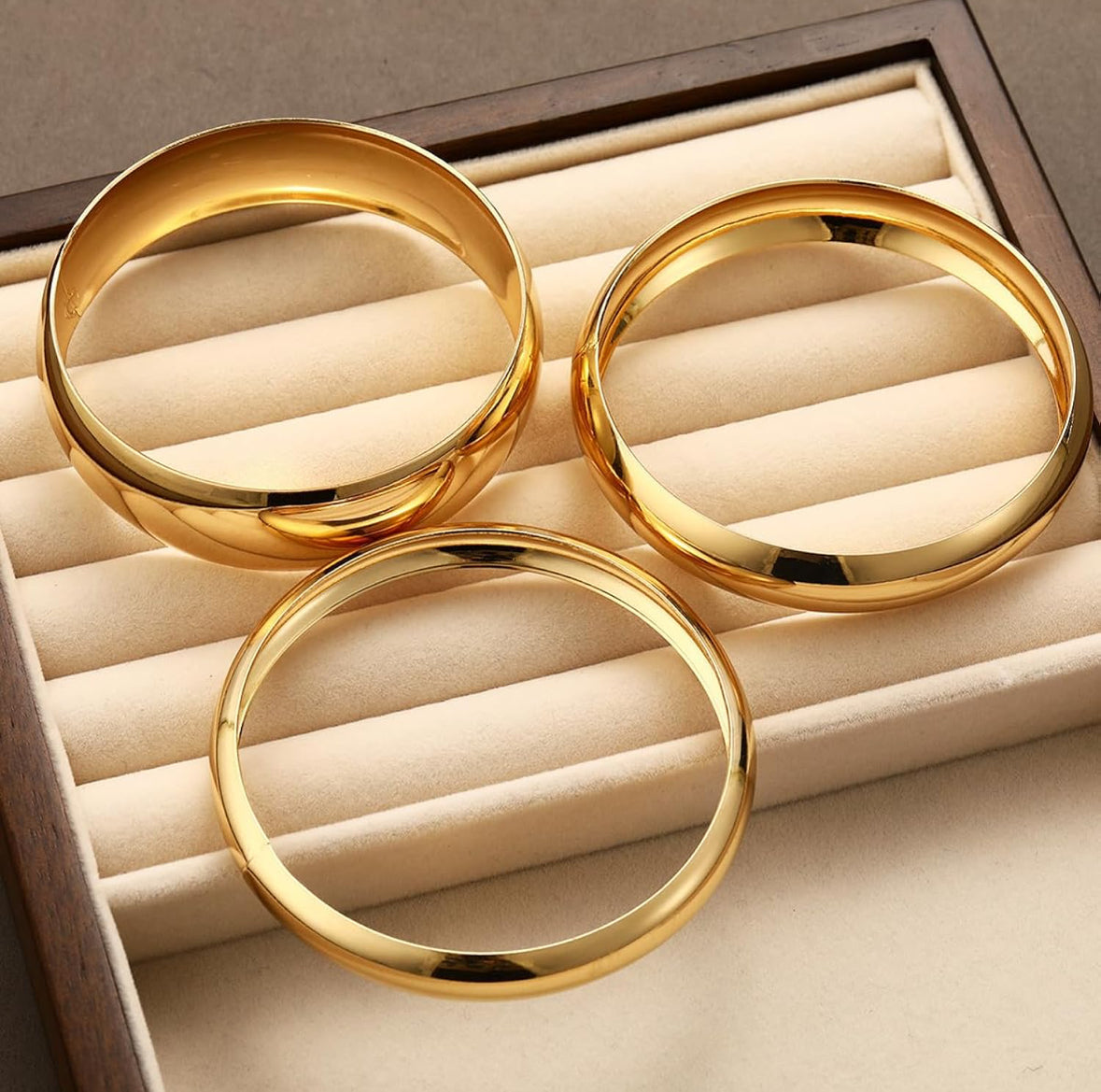 Anti-Tarnish 18K Gold Plated Oversized Set of 3 Bangles