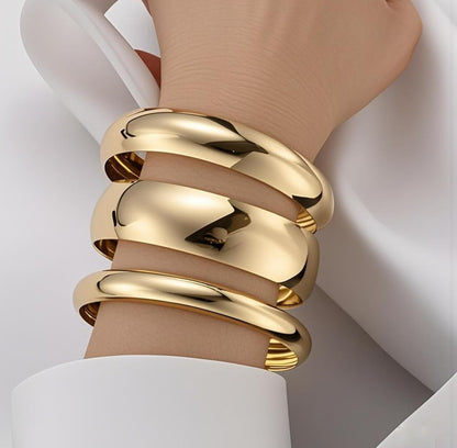 Anti-Tarnish 18K Gold Plated Oversized Set of 3 Bangles