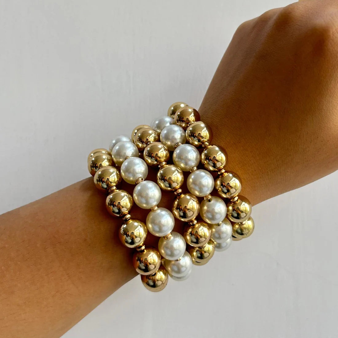 Pearl & Gold Plated Wired Bracelet Stack