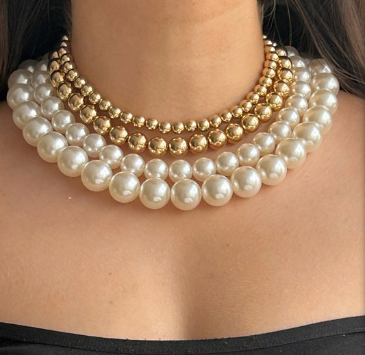 Luxury Bold &amp; Gold Pearl Beads Statement Layered Necklace (Set Of 4)