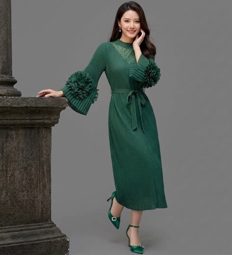 Imported High-End Pleated Magic Fabric Dress with Designer Sleeves