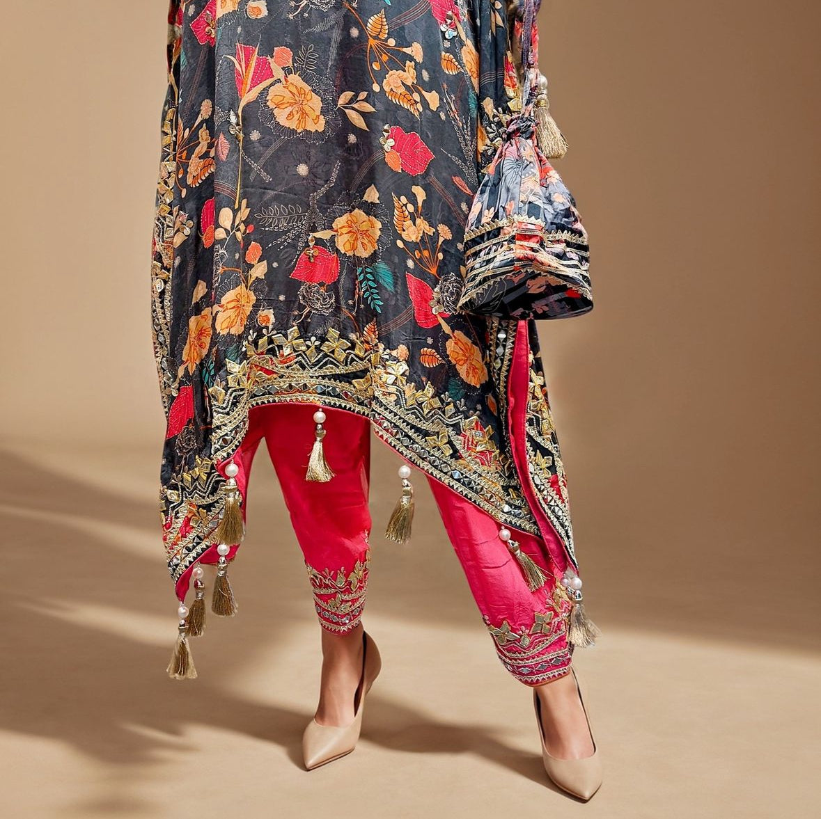 Pure Printed Crepe Kaftan with Gota Patti Work With Potli (Copy)