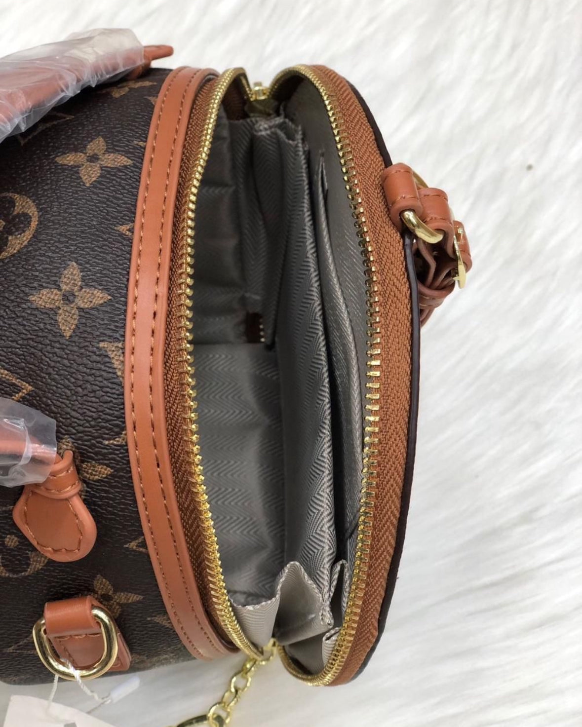 LV Round Sling Bag With Handle