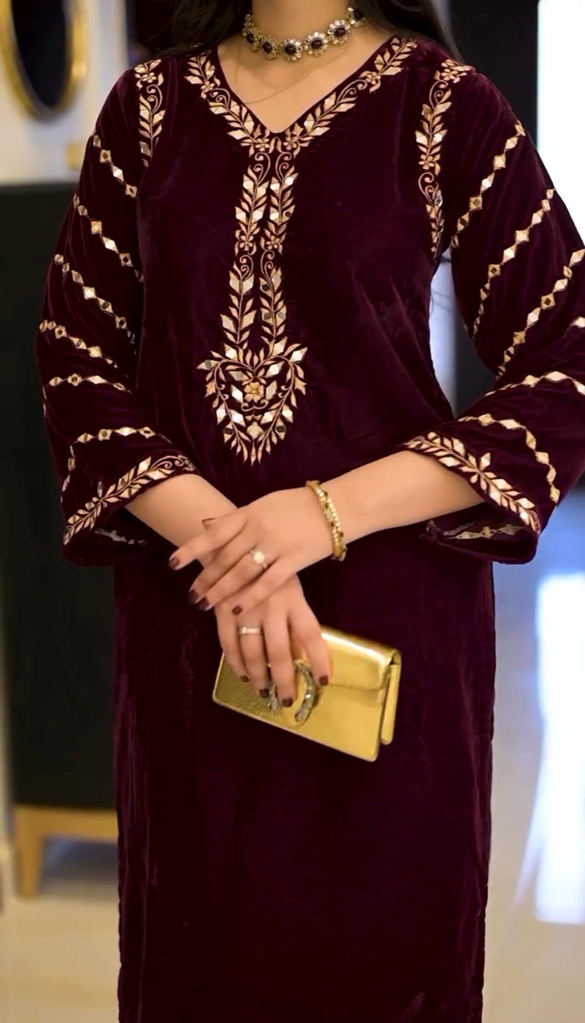 Maroon Velvet Co-ord Set With Embroidery And Mirror Work