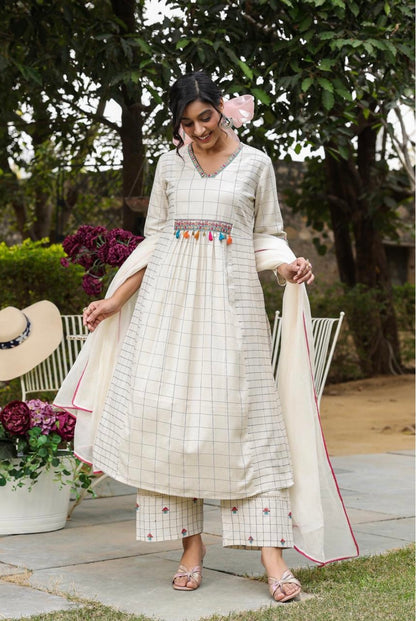 Off White Embroidered Cotton Kurta Pant Set