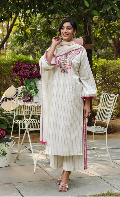 Off White Embroidered Cotton Kurta Pant Set