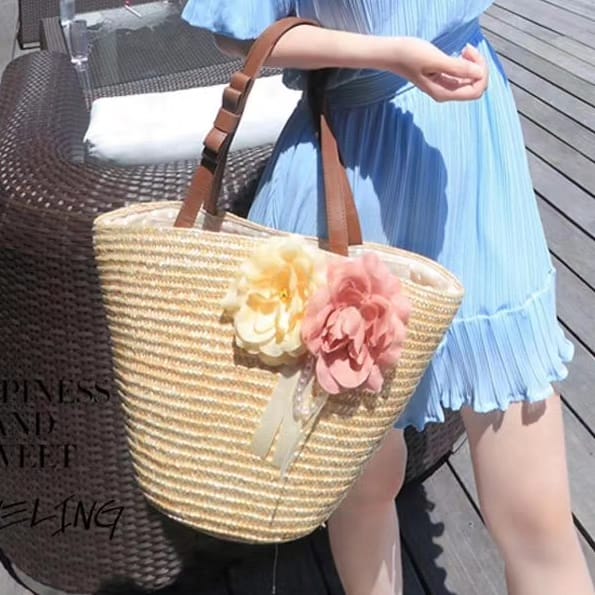 Straw Wicker Beach Bag/Tote Tassels Bag/Hobo/Summer Handwoven Shoulder Bag/Purse