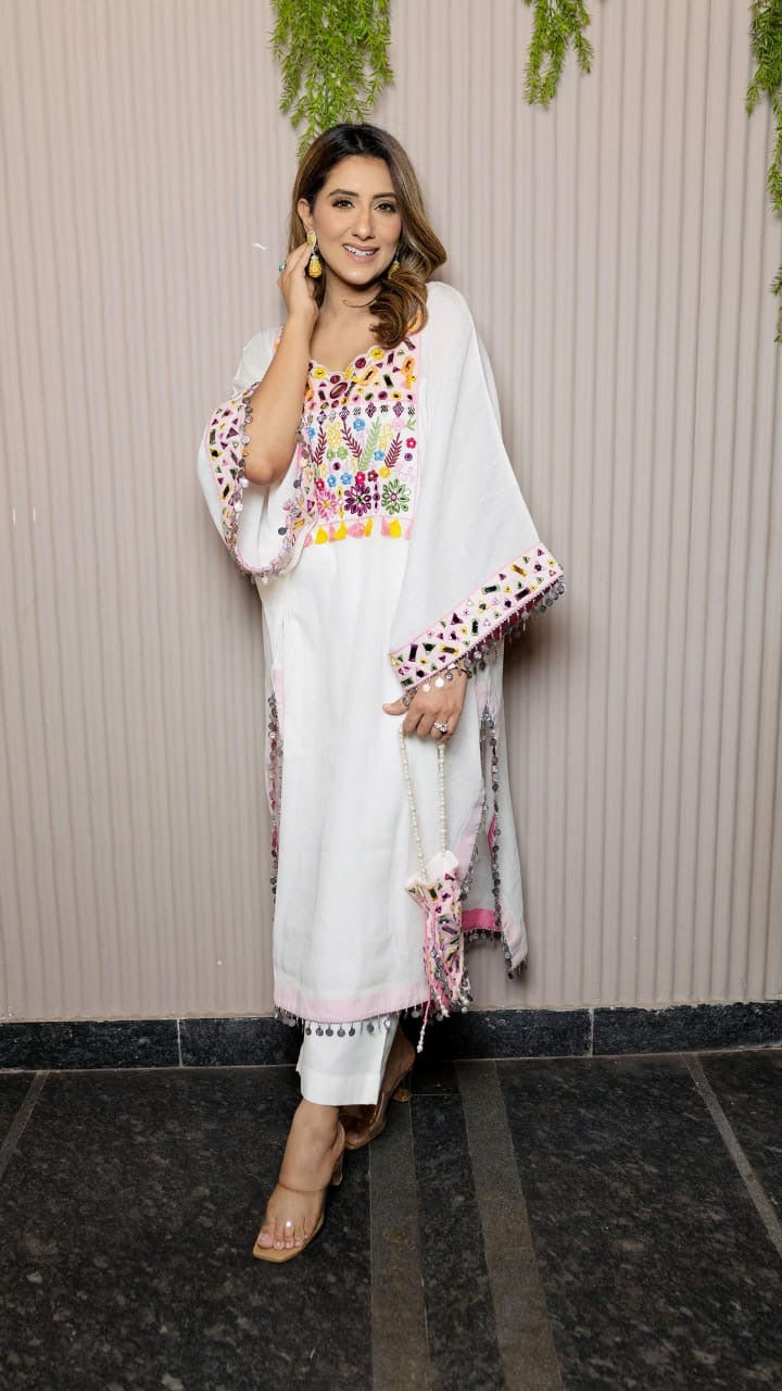 Pure Crepe Phiren/Kaftan/ Choga Co-ord Set With Potli
